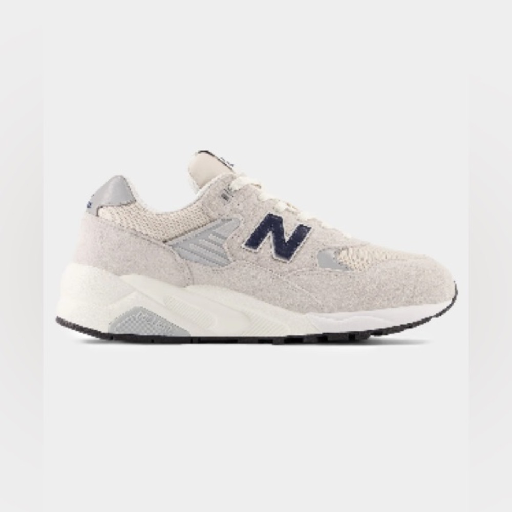 NEW BALANCE 580 NIMBUS CLOUD size 10